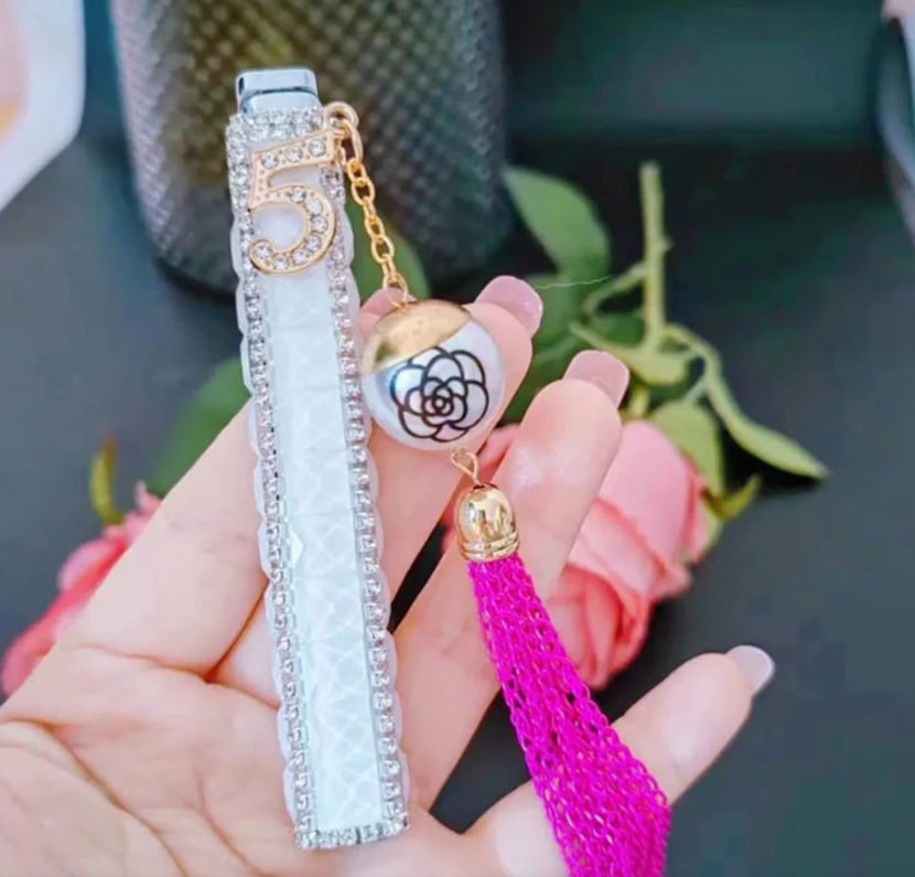 Heart Sticky Diamond Lighter Handmade with Full Diamonds