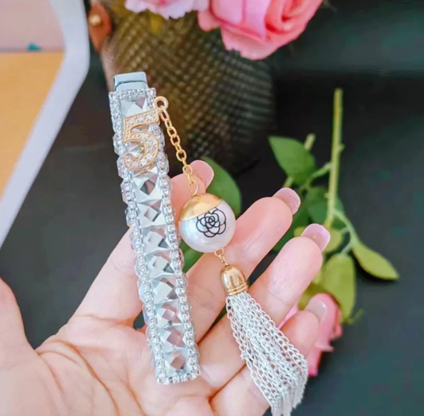 Heart Sticky Diamond Lighter Handmade with Full Diamonds