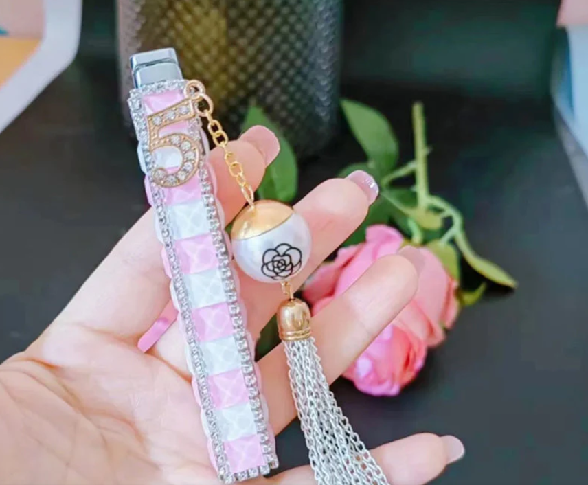 Heart Sticky Diamond Lighter Handmade with Full Diamonds