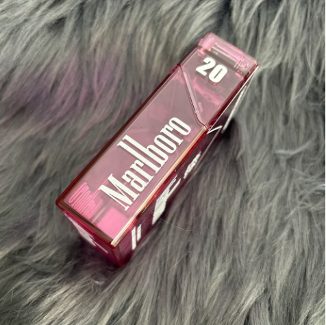 Marlboro case can hold 20 regular size, rechargeable with flash light