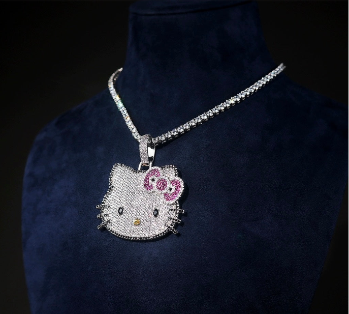 Hellokitty Sparkly Necklace Shiny Rhinestone Chunky Chain Necklace Punk Rock Style Costume Jewelry（Velvet Gift Box Packing）